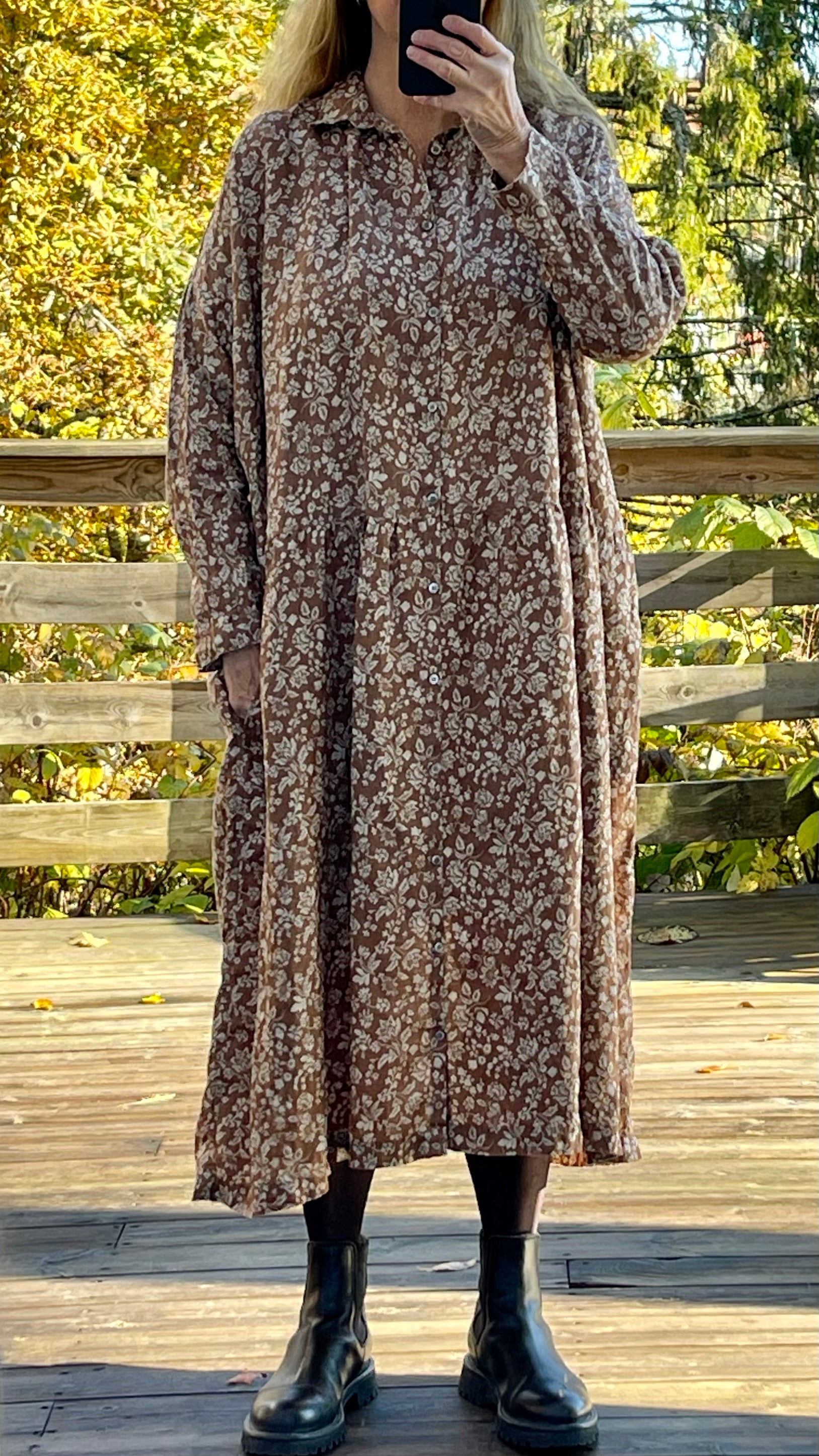 Skjortekjole i lin - Flowerprint - Brown