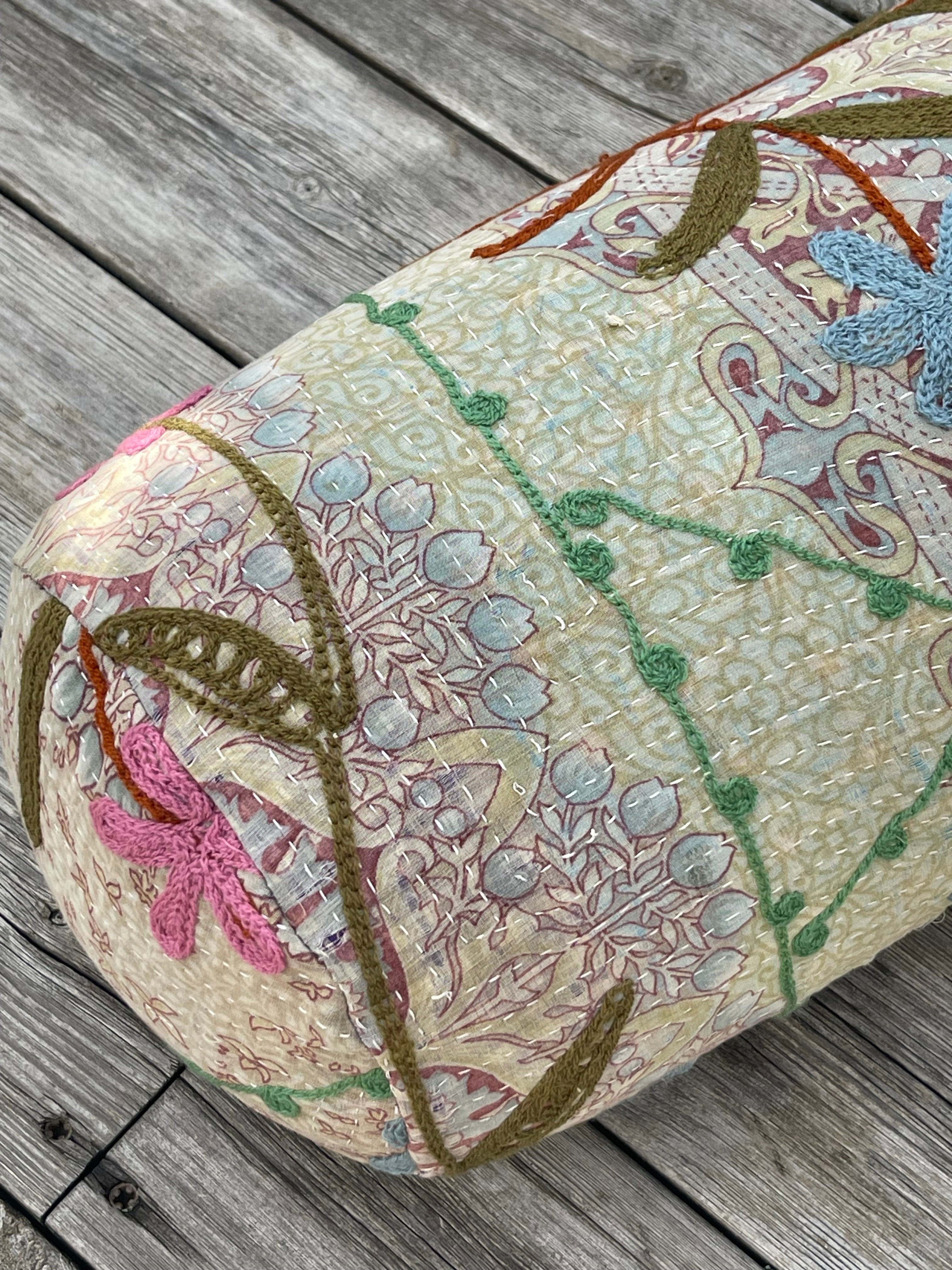 Bolsterpute - Suzani Sari - #6293