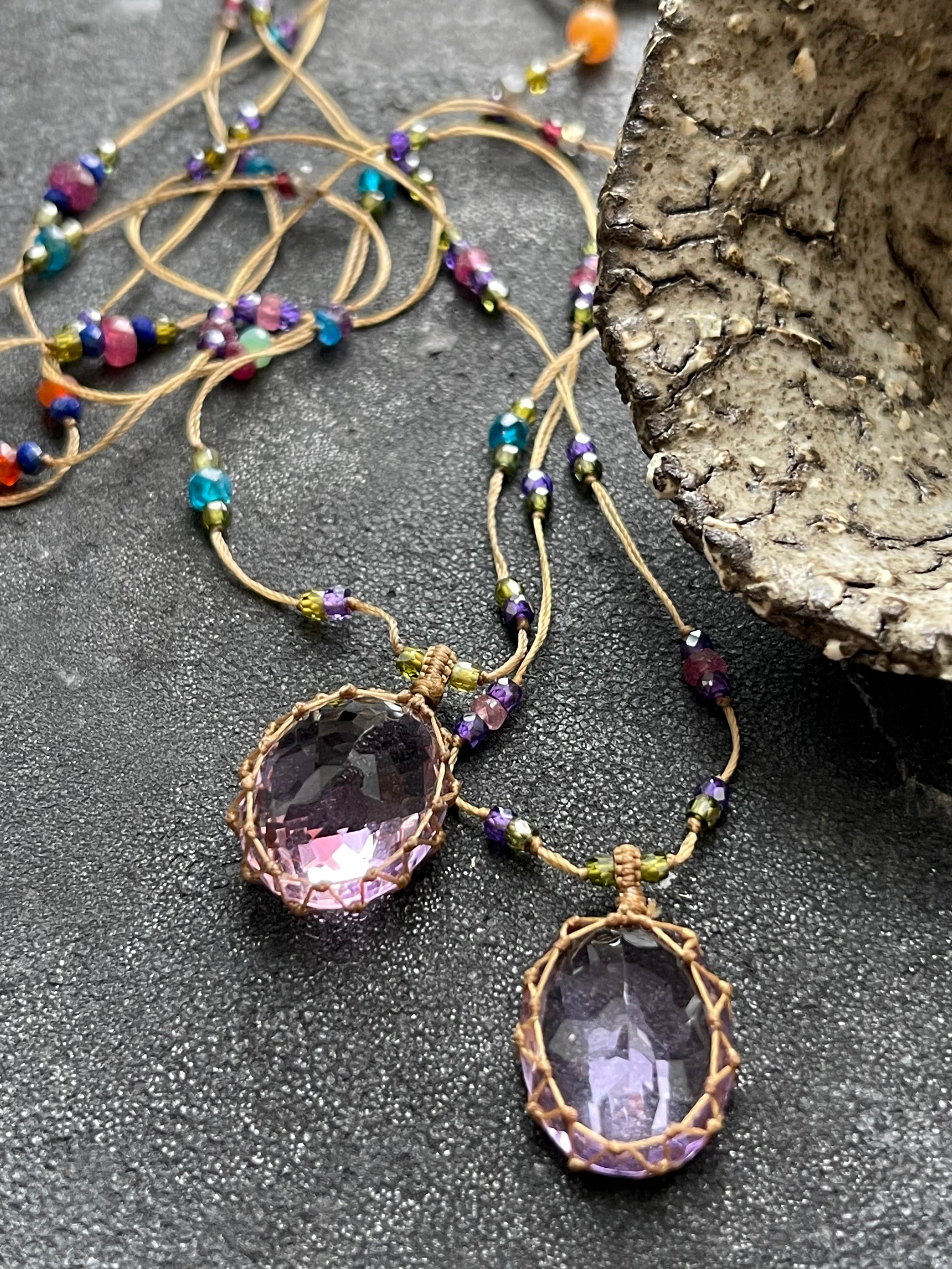 Kort smykke - Tibet - Light Purple Amethyst