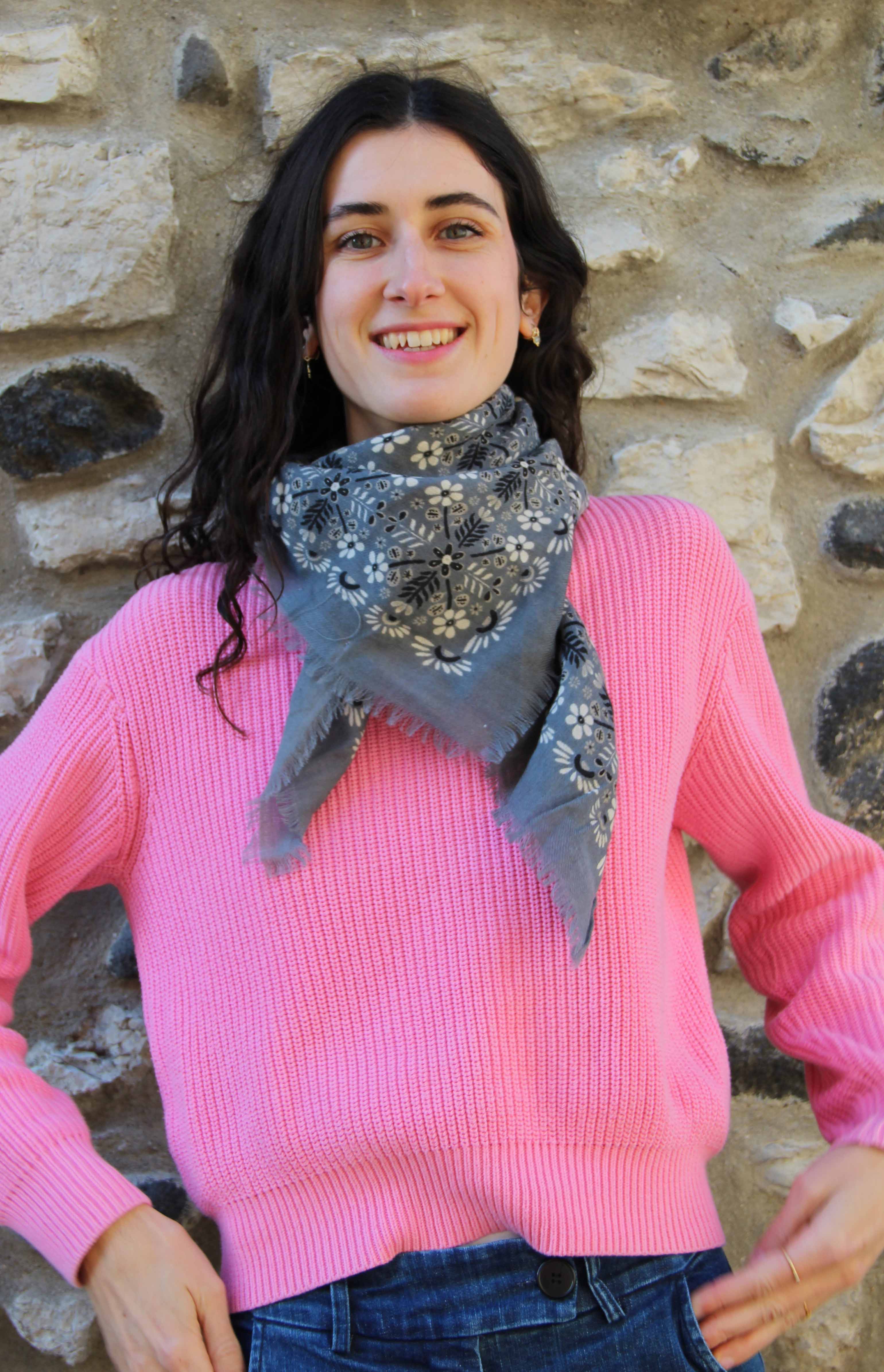 Lite Ullskjerf 100x100 - Agata - Grey