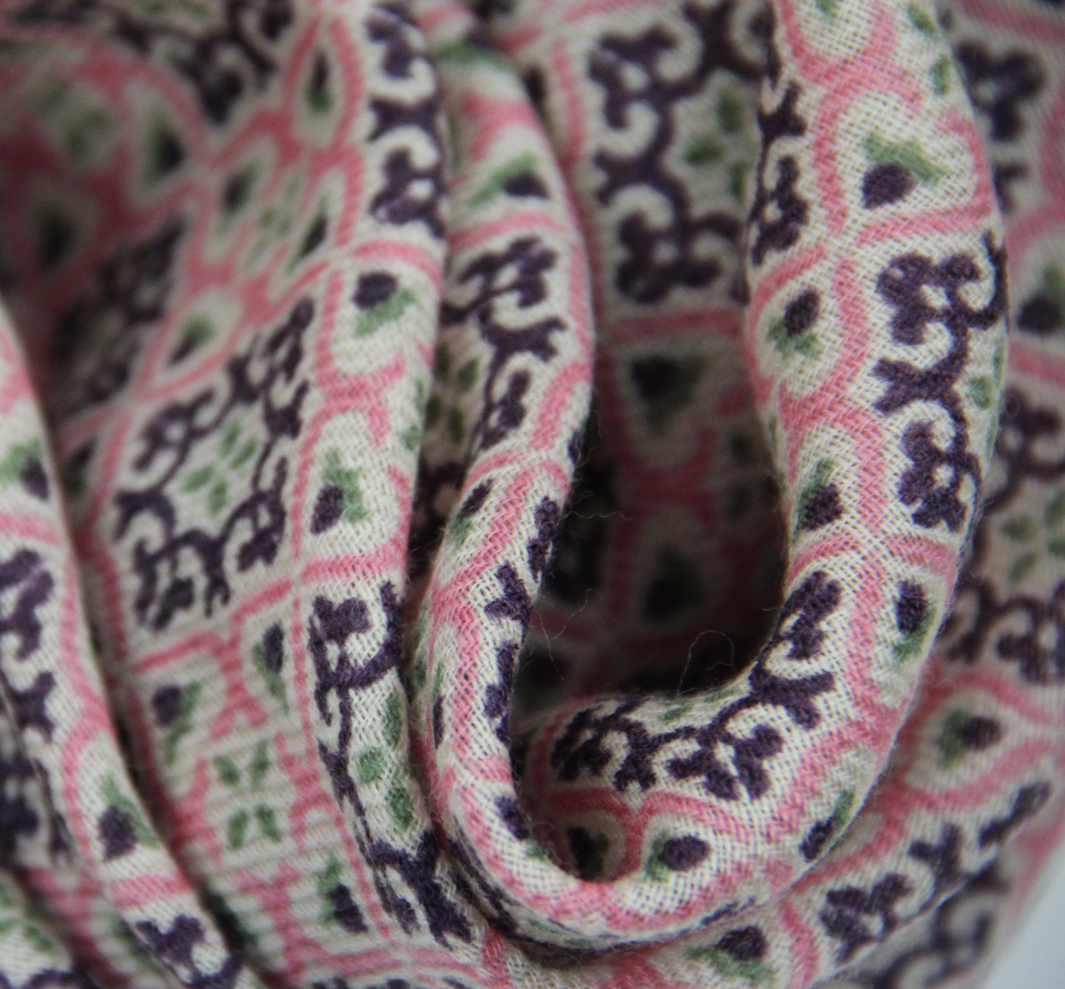 Lite Ullskjerf 100x100 - Lisbonne - Rose