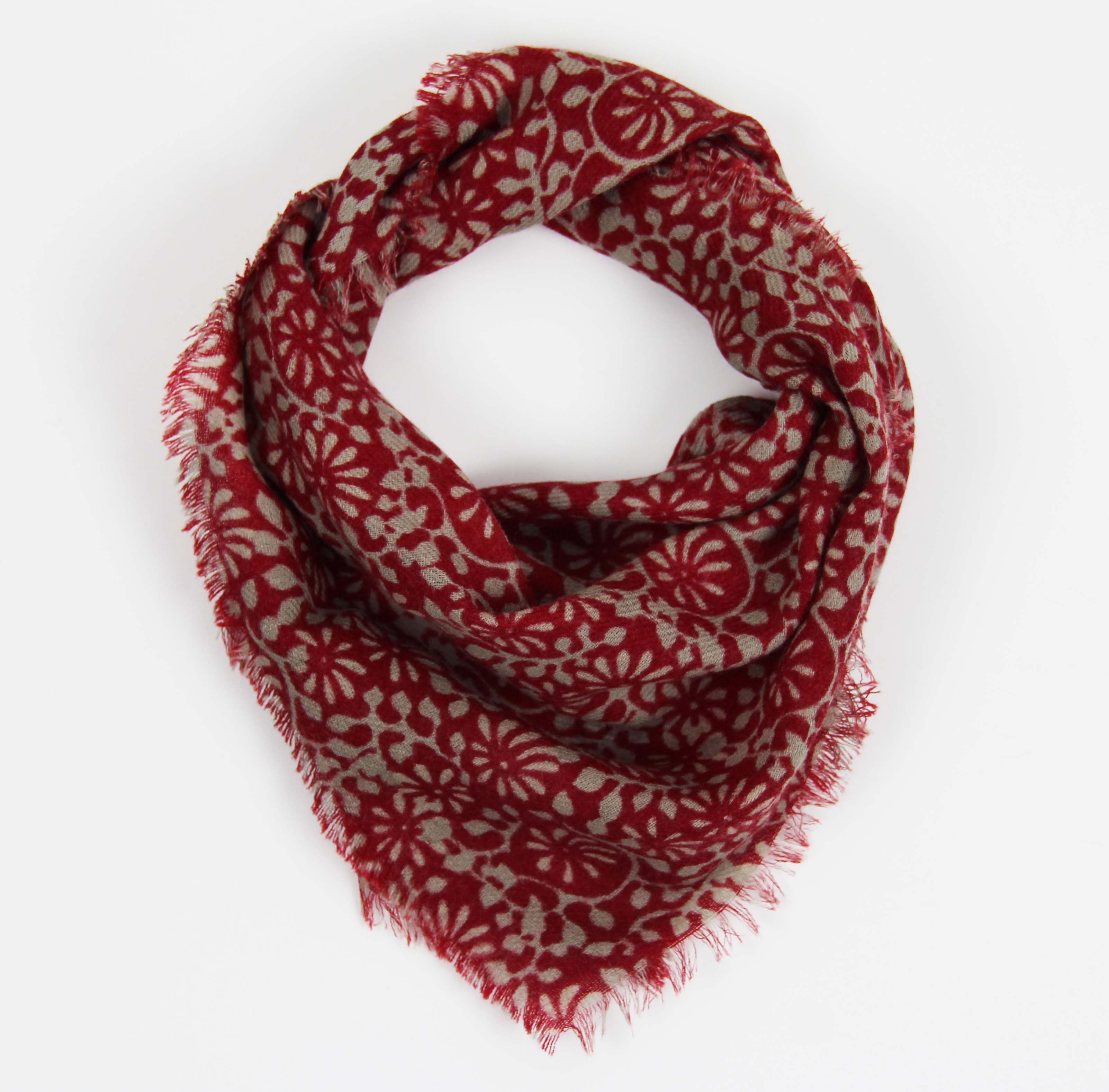 Trekantskjerf - Suzanne - Rouge
