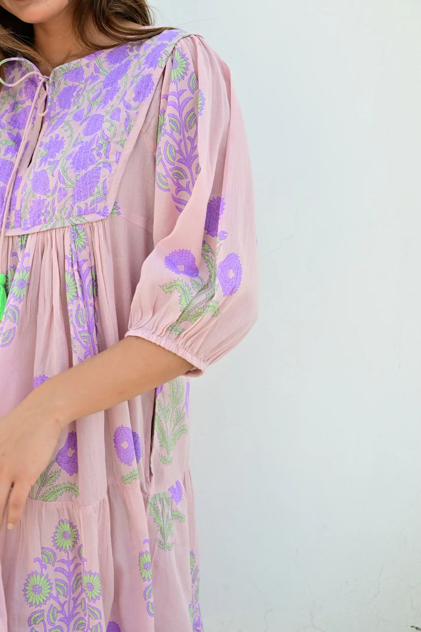 Antibes Legglang Smekkekjole - Powder Pink - Linneas Hage