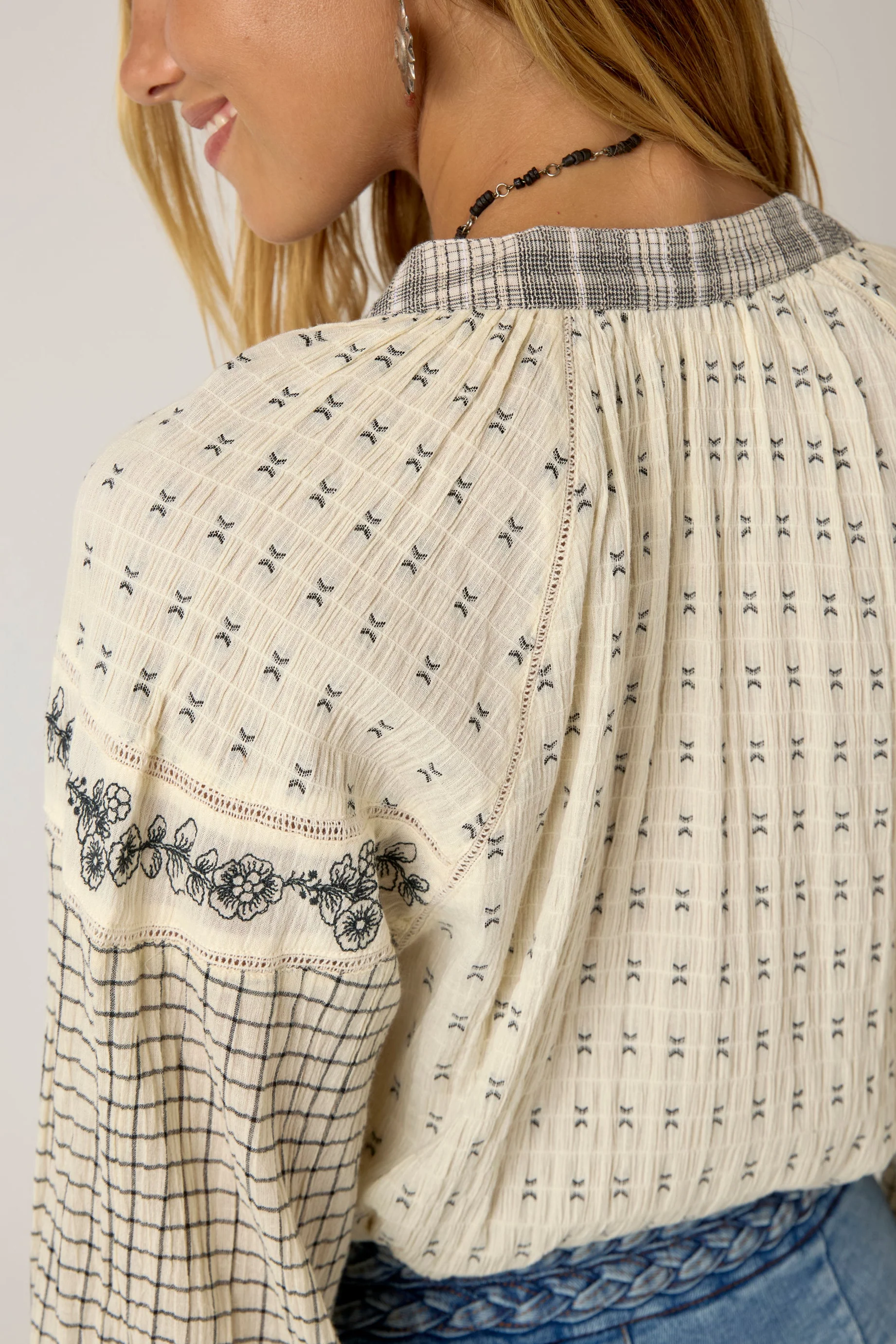 Noemi Bluse - Patchwork Notes - Ash